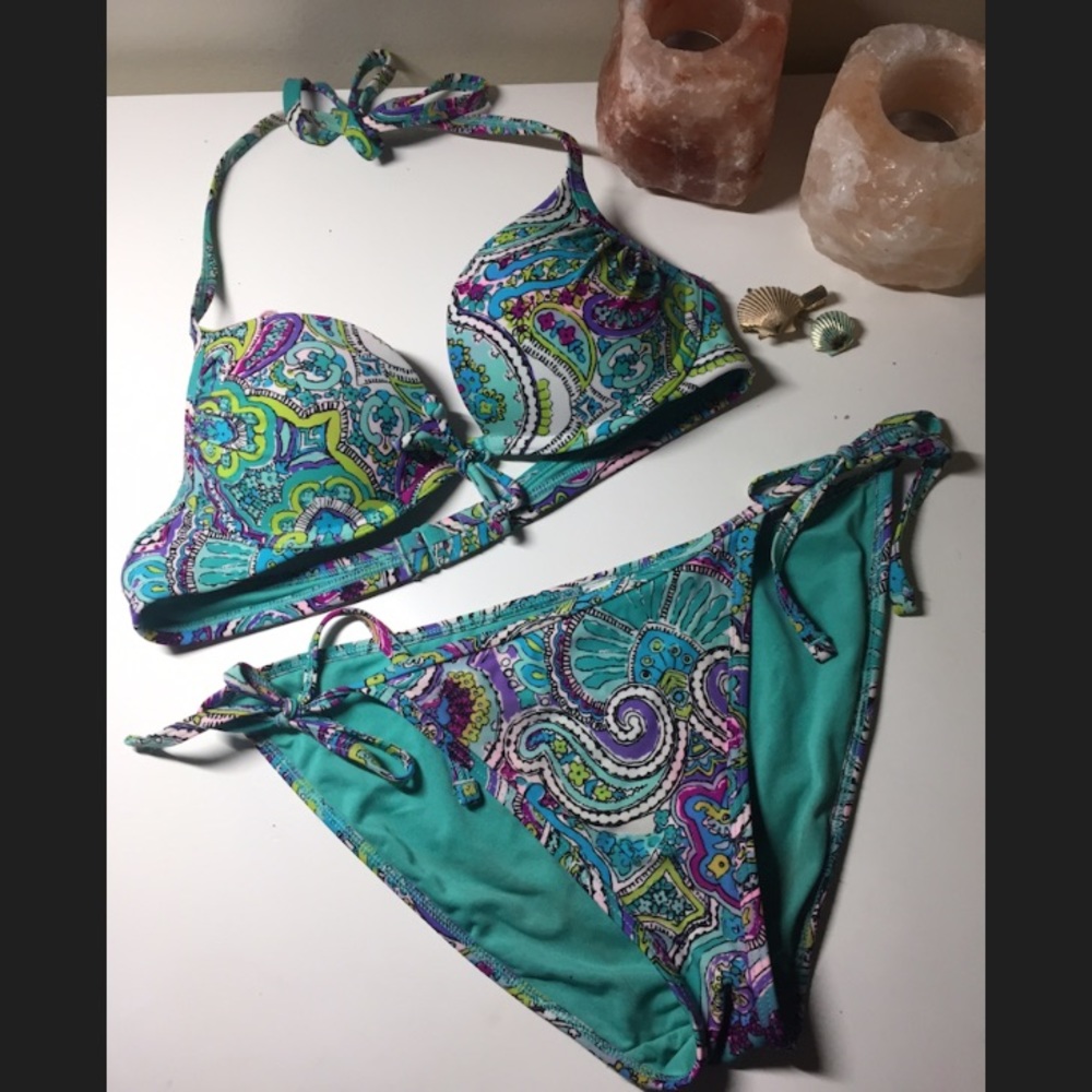 Bathing suit